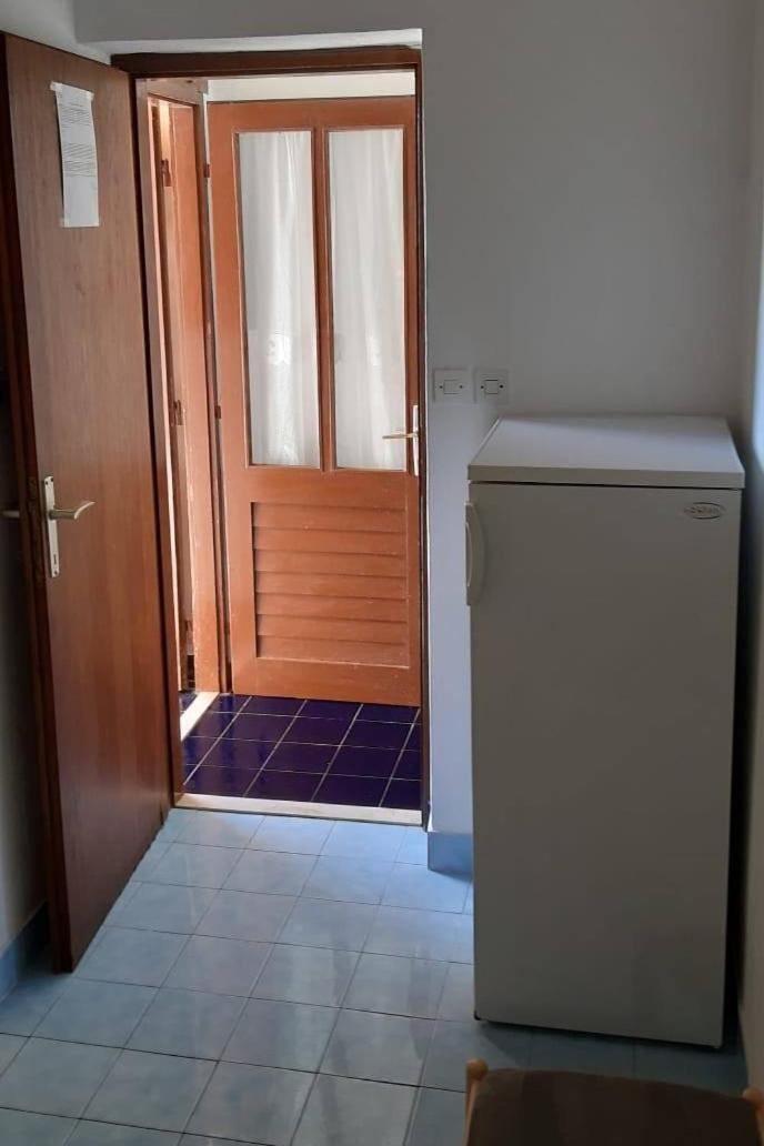 Apartments By The Sea Kabli, Peljesac - 10225 Brijesta Habitación foto
