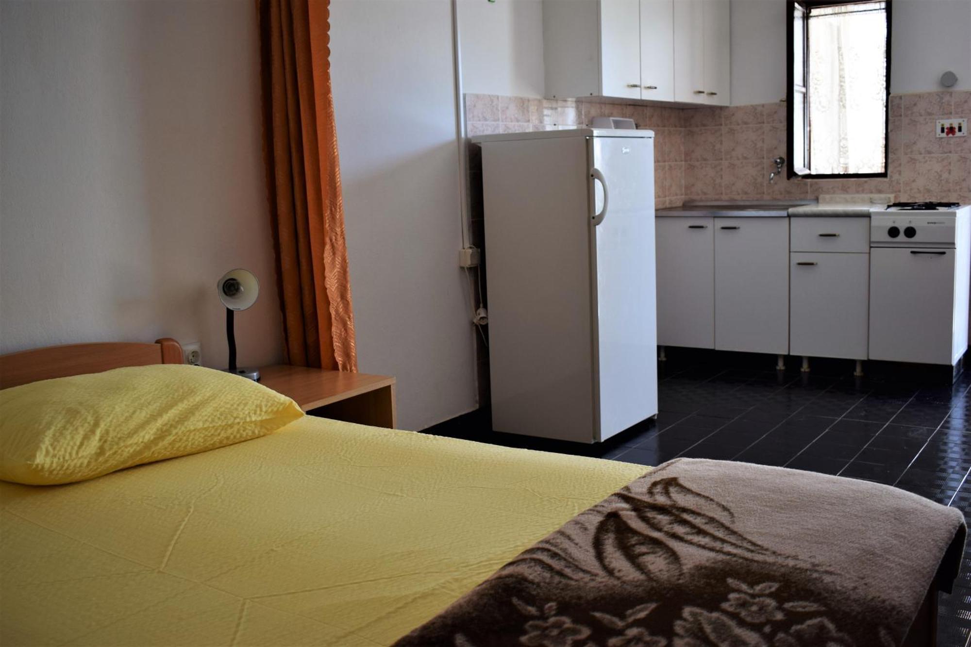 Apartments By The Sea Kabli, Peljesac - 10225 Brijesta Habitación foto